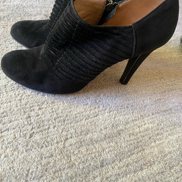 Salvatore Ferragamo. Made in Italy - Picture 3 of 7